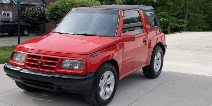 geo-tracker-car-parts